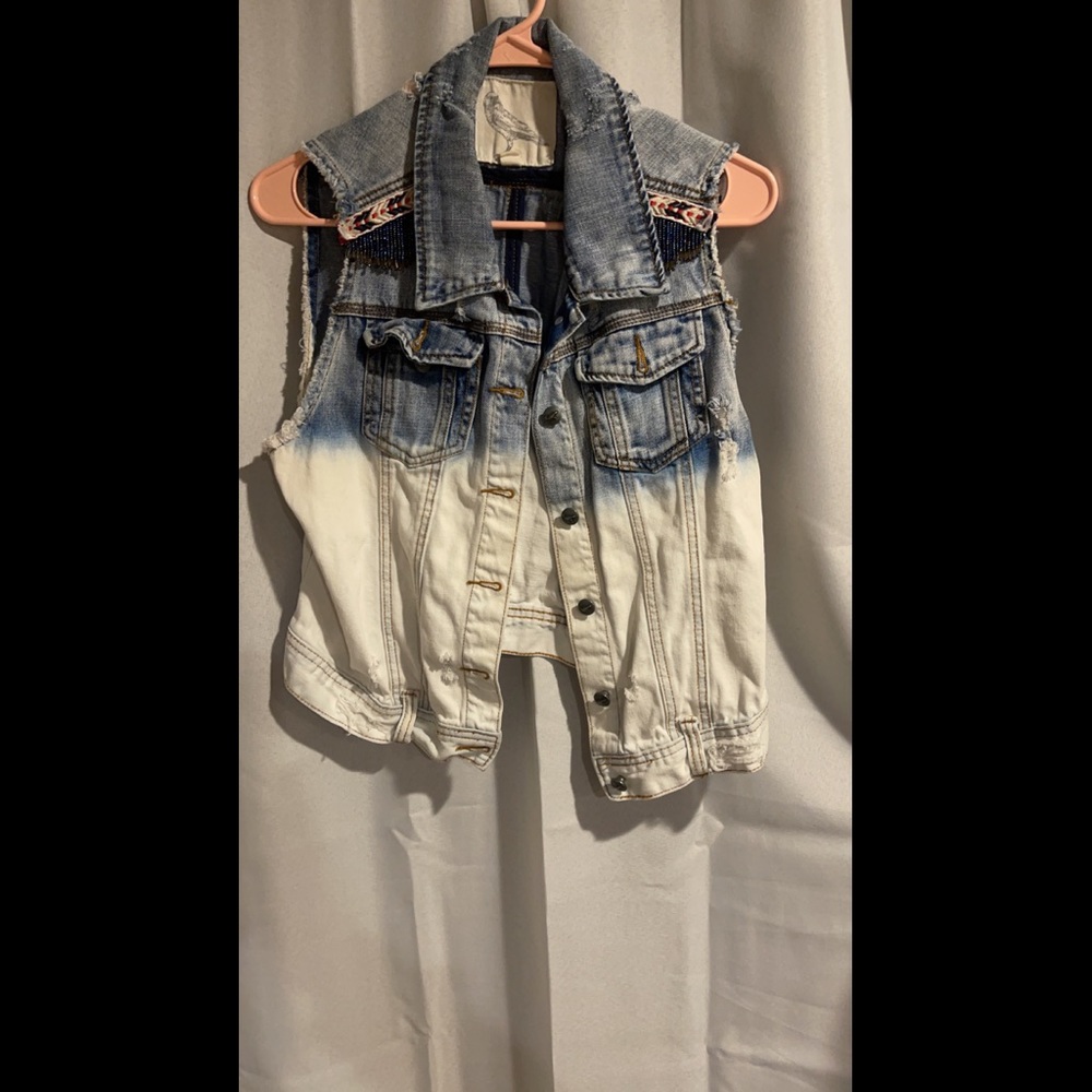 Jean Vest
